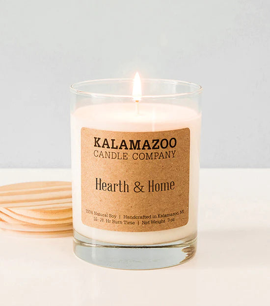 HEARTH AND HOME 100% SOY CANDLE