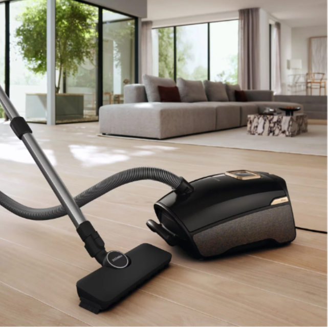 Miele Guard L1 AllFloor Canister Vacuum — Obsidian Black