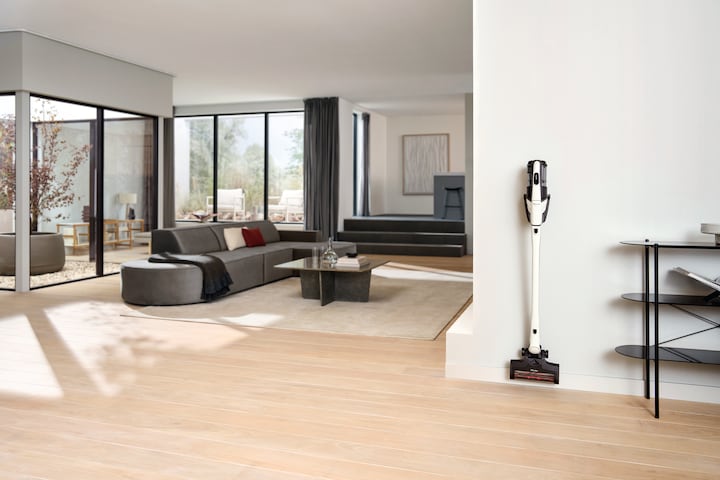 Miele Triflex HX3 Cordless Stick Vacuum — Brilliant White
